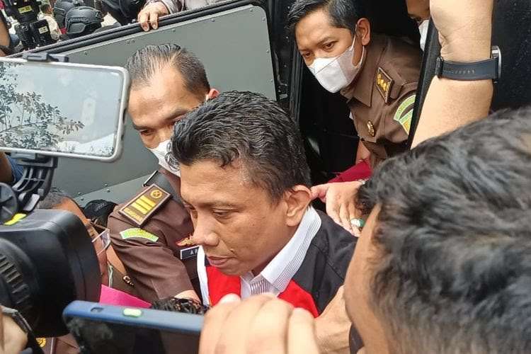 Sidang Perdana Ferdy Sambo Dkk Hari Ini Jadwal Dan Profil Hakim