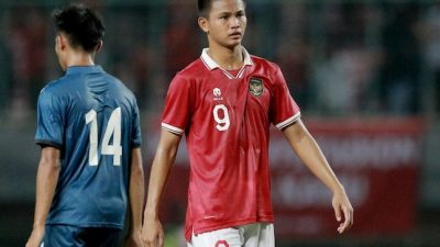 Adu Kuat Antarlini Timnas Indonesia U-19 vs Thailand