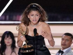 Dua Catatan Rekor yang Dicetak Zendaya di Ajang Emmy Awards 2022