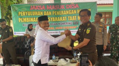 Melalui Jaksa Masuk Desa, Kejari OKU Timur Bangun Kesadaran Hukum Masyarakat