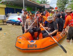 Bersama Kapolres, Pj Bupati OKU Tinjau dan Berikan Bantuan Langsung Untuk Masyarakat Pancur