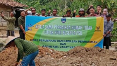 Warga Tumi Jaya Sumringah Dapat Bantuan Bedah Rumah