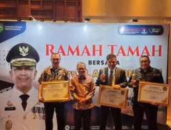 Kapolres OKU Timur dan Kapolsek Belitang lll Raih Penghargaan IMM Asia Award 2023