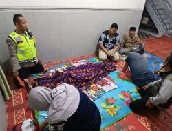 Masyarakat Tebing Kampung Geger Ada Mayat di Tengah Sungai Ogan 